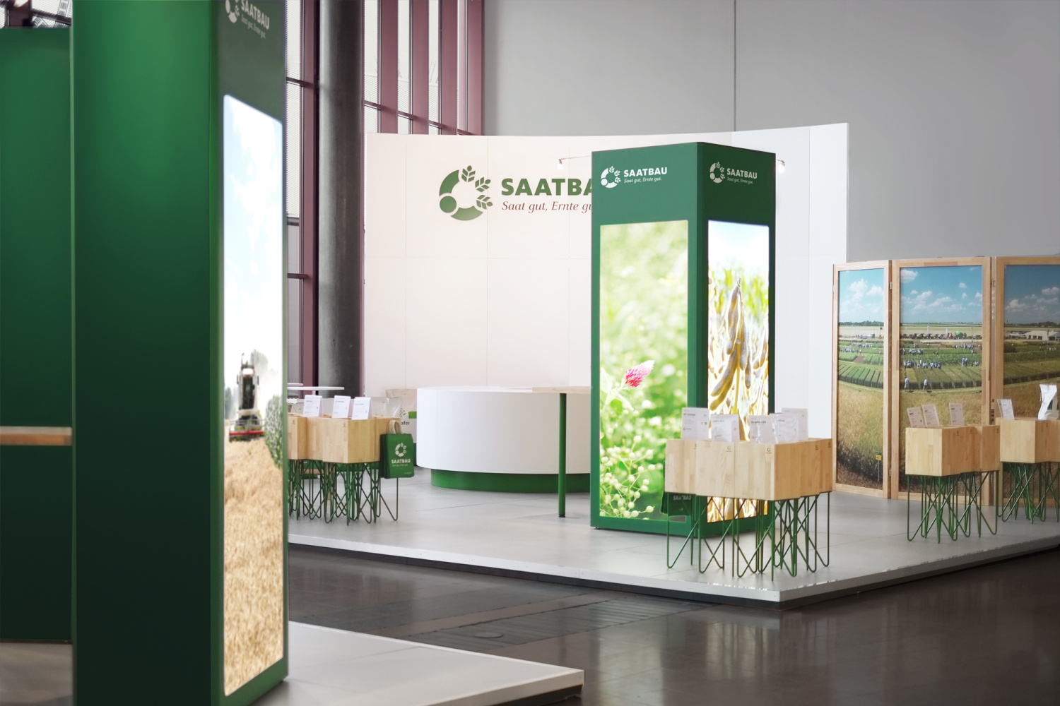 SAATBAU Messestand